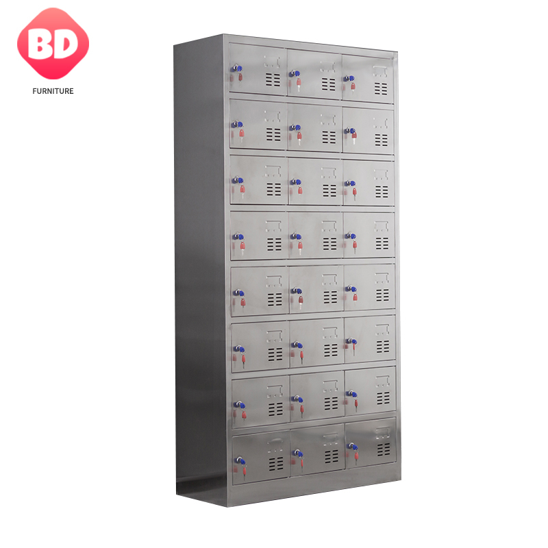 24 portas de aço inoxidável armários